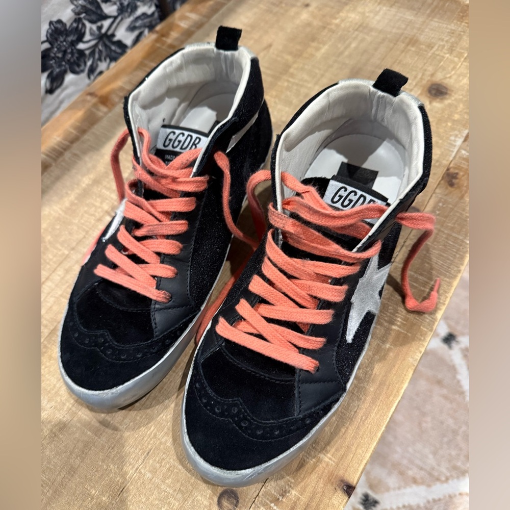 Golden Goose Mid Star Black Sneakers GUC size 36
